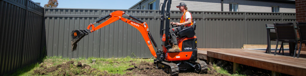New U10-5 compact digger
