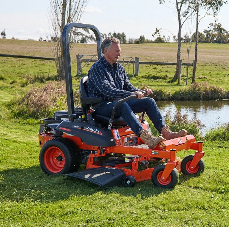 Z200 Series Zero-turn Mowers