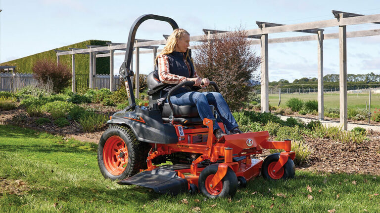 Z400 Series Zero-turn Mowers