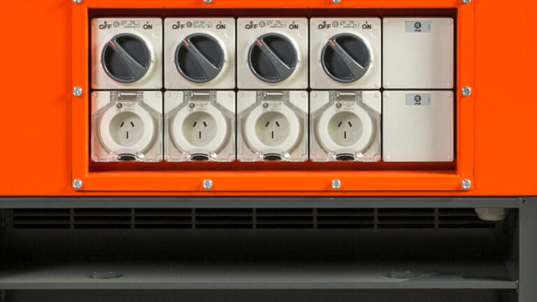 Kubota SQ3140/SQ3200/SQ3300 Generator Receptacles